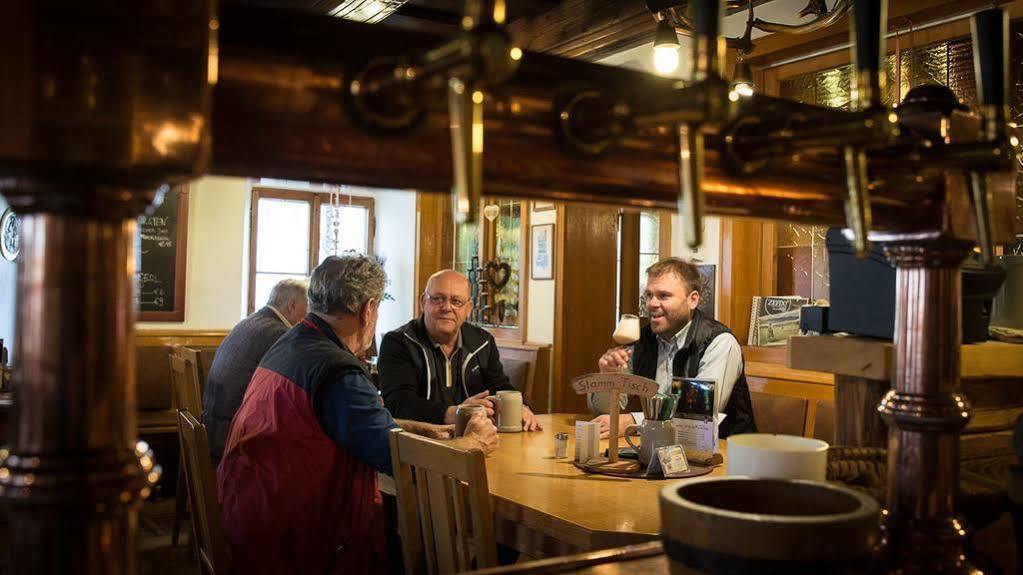 Brauerei-Gasthof Eck 호텔 보브라흐 외부 사진